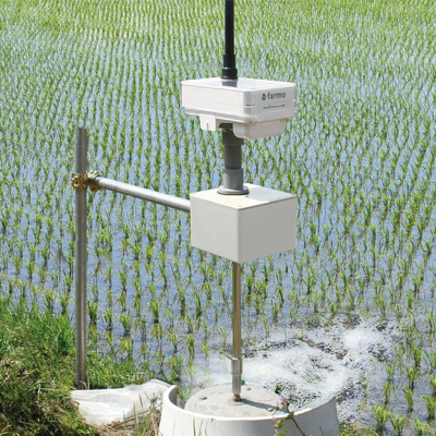 給水栓に取り付けた給水バルブ